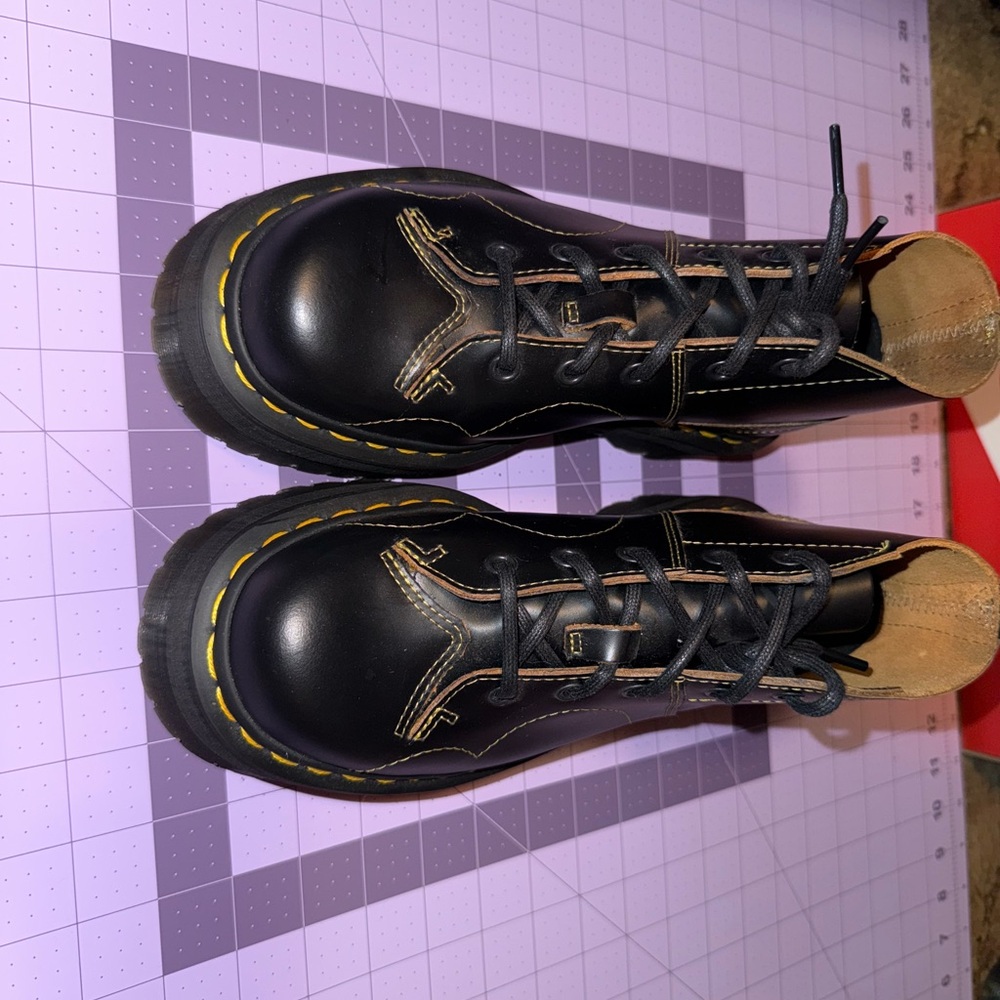 Doc Martens - Picture 5 of 6